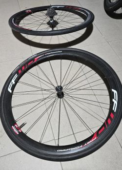 Karbonová kola ffwd f4r