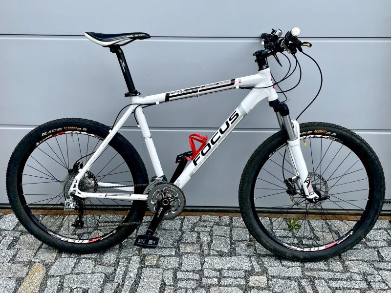 Focus Focus Killer Bee Sport Series - Top stav