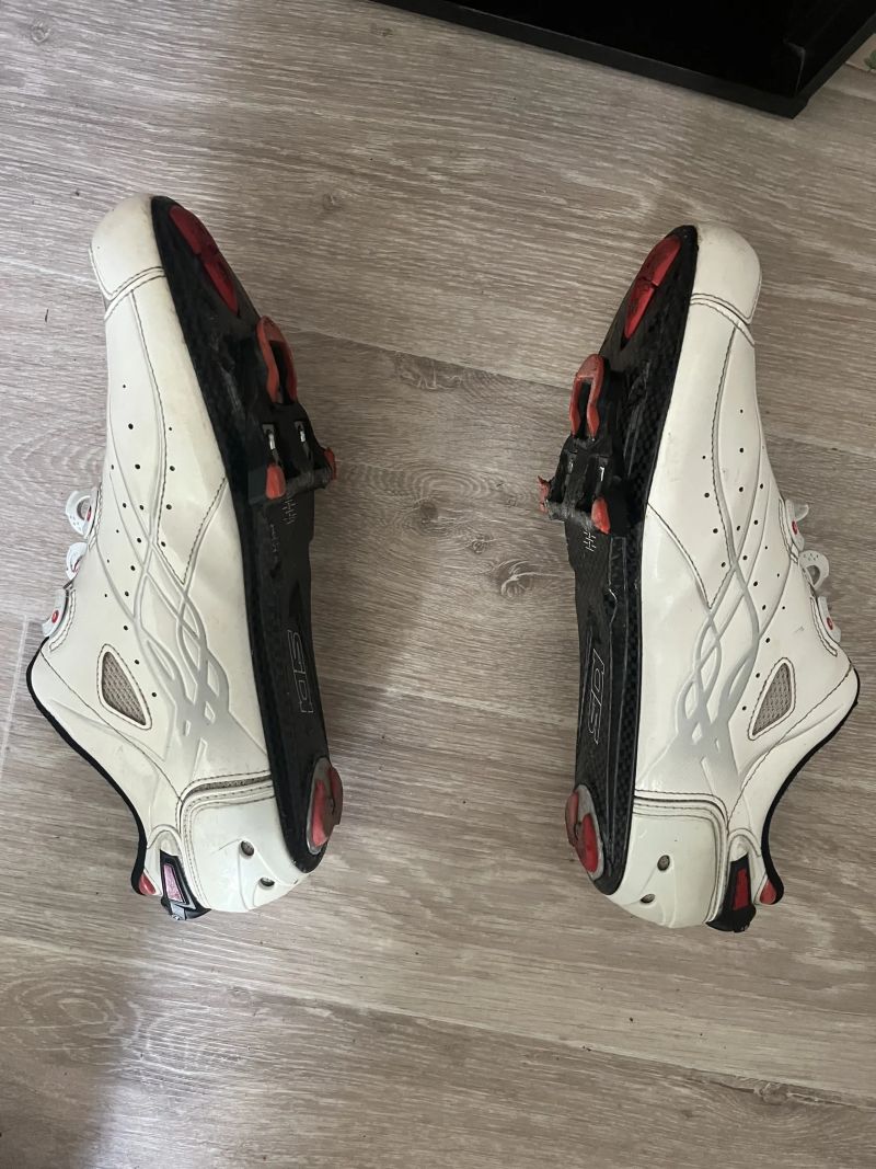 Sidi shot velikost 48 