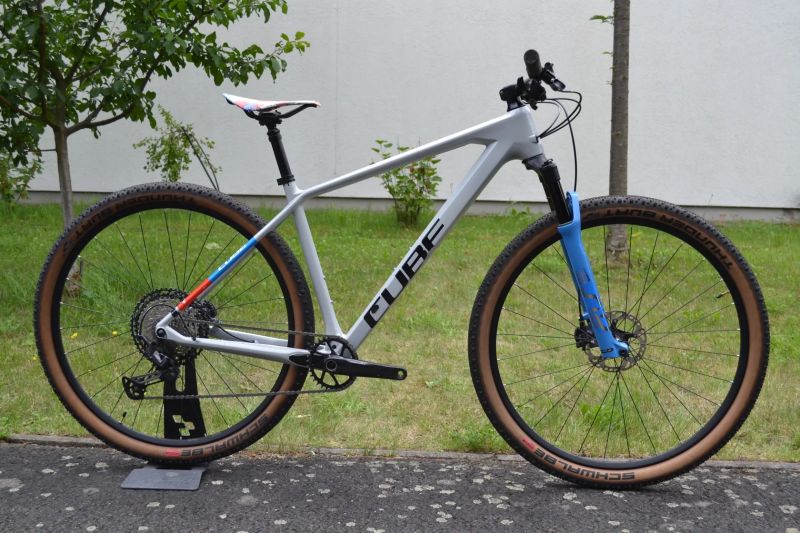 Cube Reaction C62 (L) Top Stav 9.5 kg