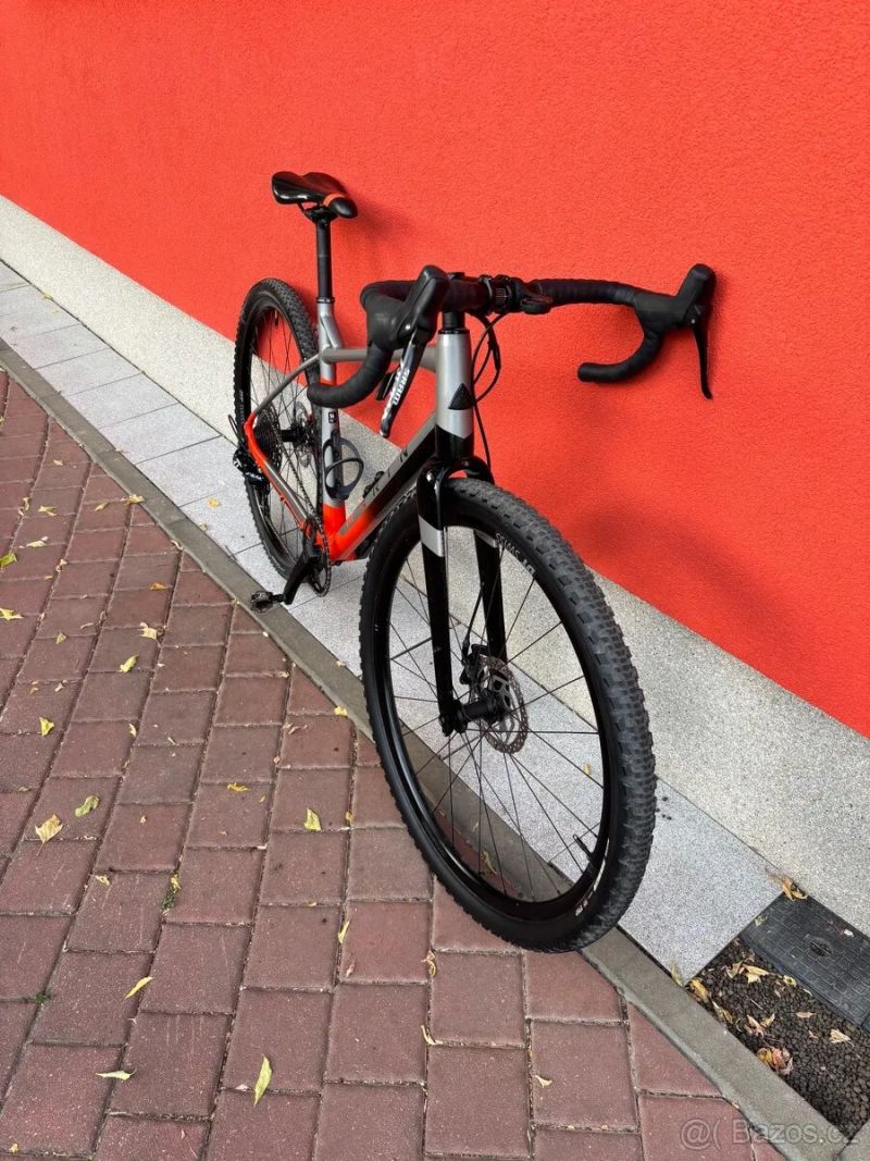 Marin Gestalt 10 - 56cm - Apex, DTSwiss, bezduše