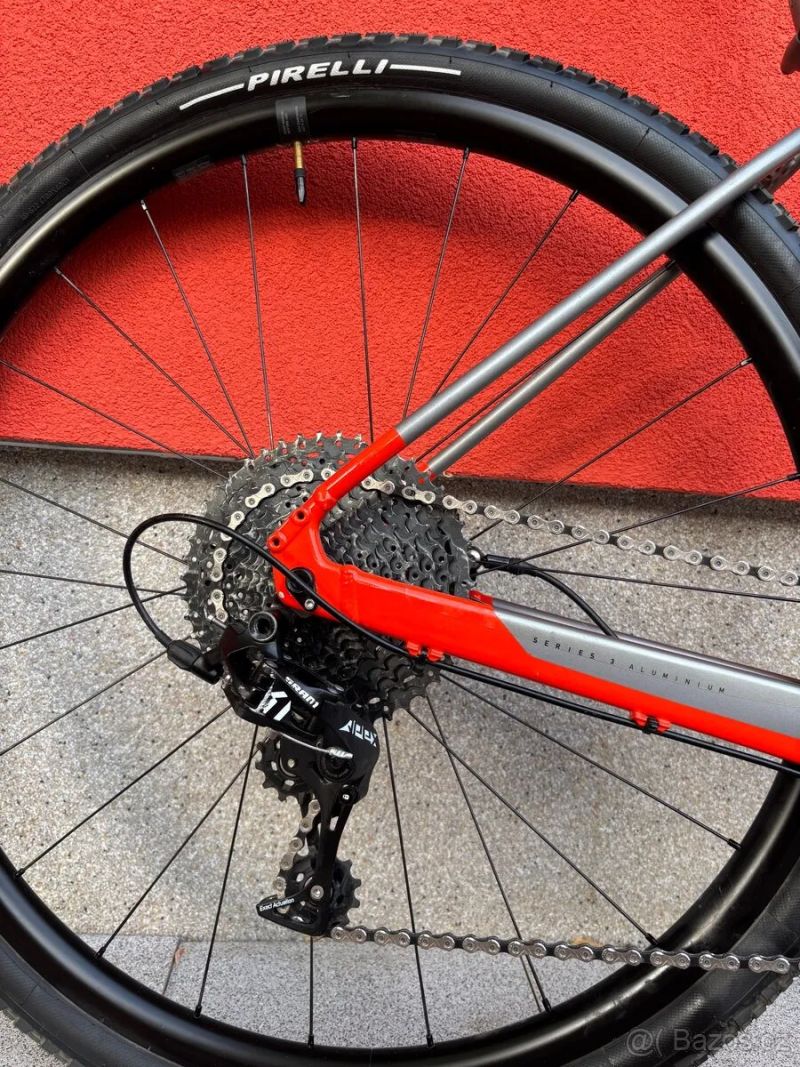 Marin Gestalt 10 - 56cm - Apex, DTSwiss, bezduše