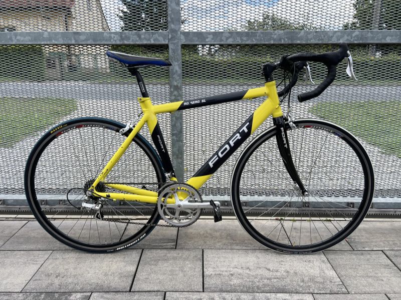 Silniční kolo FORT RO.AERO.SL ( 52 ) Campagnolo PC: 27.990kč
