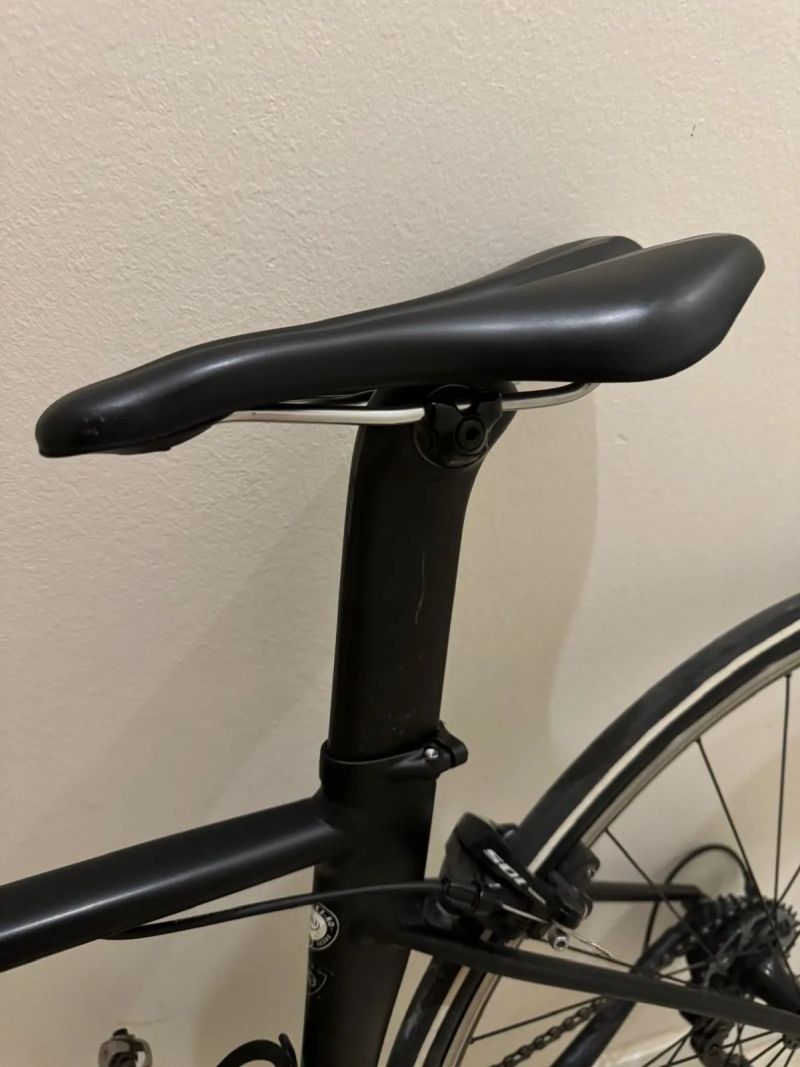 Specialized Tarmac Carbon Ultegra – silniční kolo