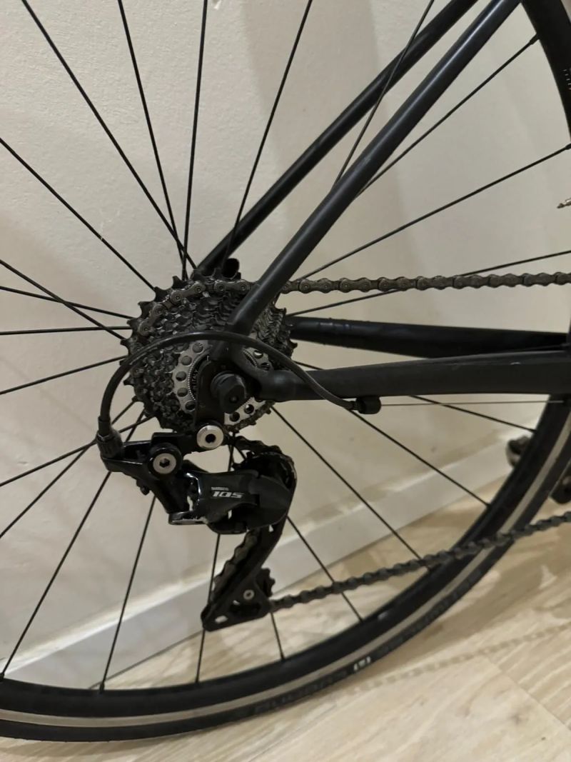 Specialized Tarmac Carbon Ultegra – silniční kolo