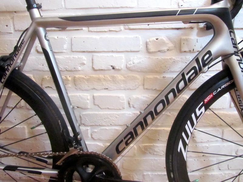 CANNONDALE SUPER SIX EVO na Shimano 105, 56 cm. 1ROK ZÁRUKA