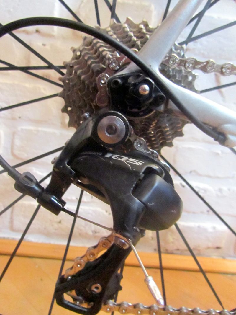 CANNONDALE SUPER SIX EVO na Shimano 105, 56 cm. 1ROK ZÁRUKA