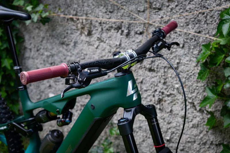 LAPIERRE Overvolt AM CF 6.8 Deep Emerald Green Satin