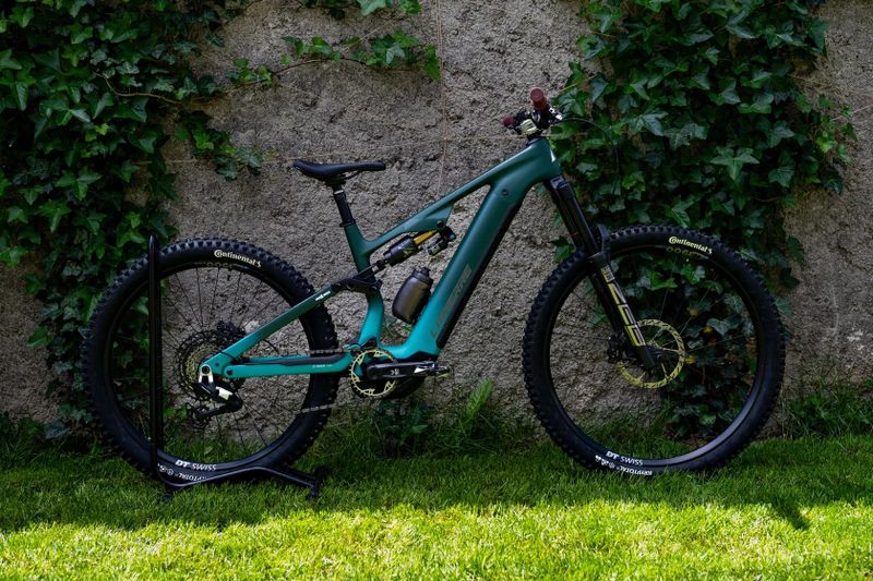 LAPIERRE Overvolt AM CF 6.8 Deep Emerald Green Satin
