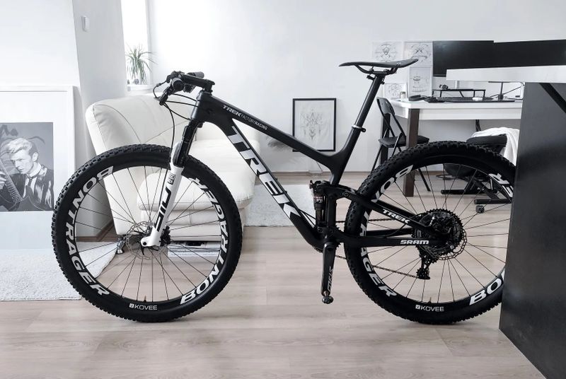 Trek Top Fuel 9.9 SL / sram XX1 / SID ultimate SL / Darimo /10.2kg
