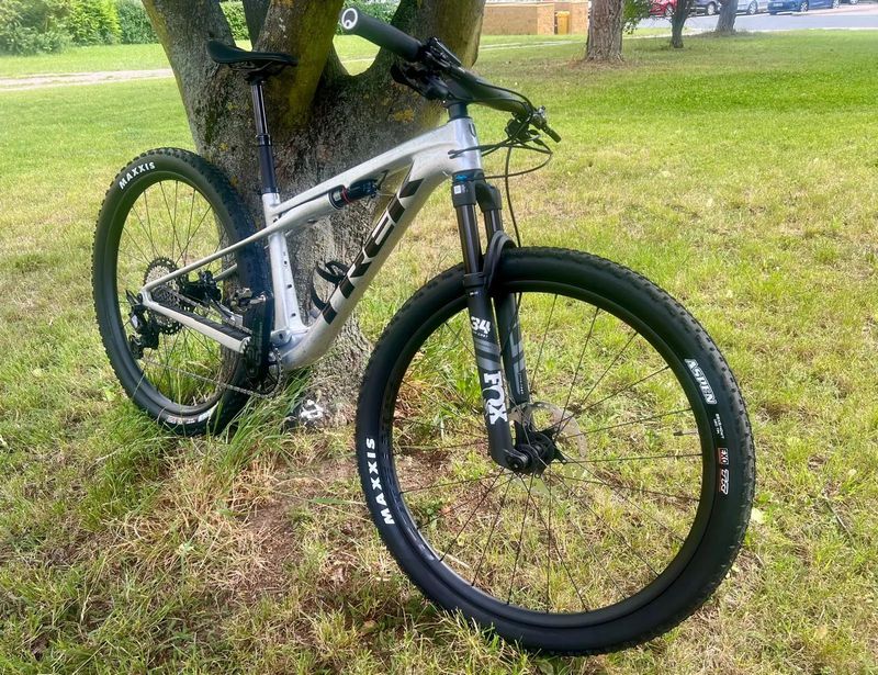 Trek Supercaliber SLR 9.8 XT Gen 2 (2025) vel. S nové