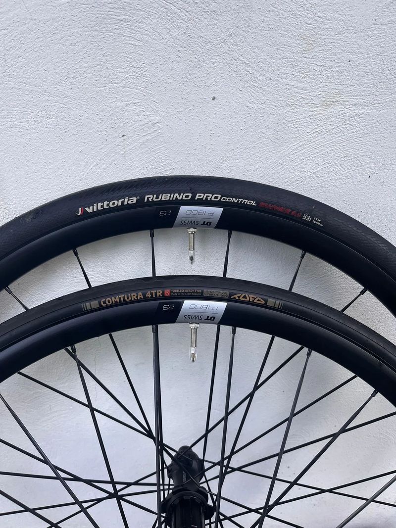 Prodám zapletená kola DT Swiss P1800 Spline 23