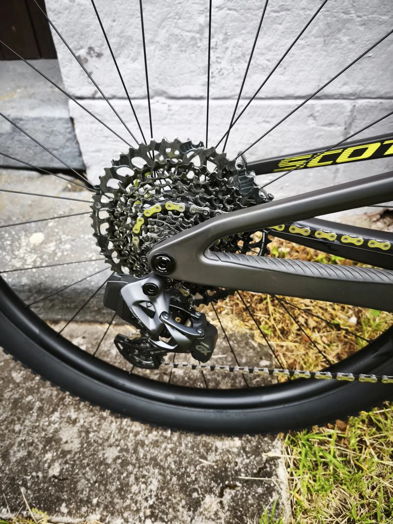 Spark RC Team Issue AXS 