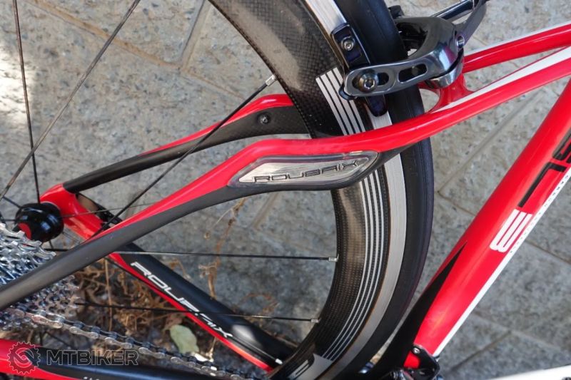 SPECIALIZED S-Works Roubaix SL3 2x11
