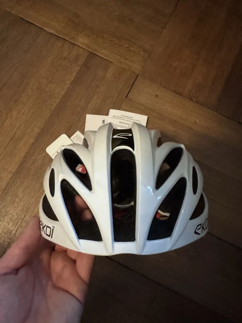 Prilba Ekoi COrsa Light