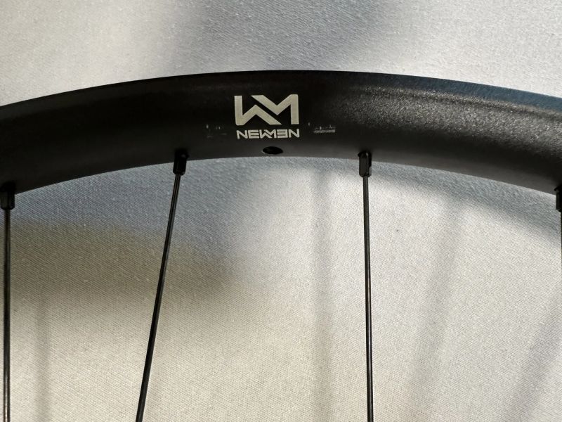 sada kol 29" Newmen Beskar 30 Base/Strong, Sram XD, 6 děr, TR, E-MTB