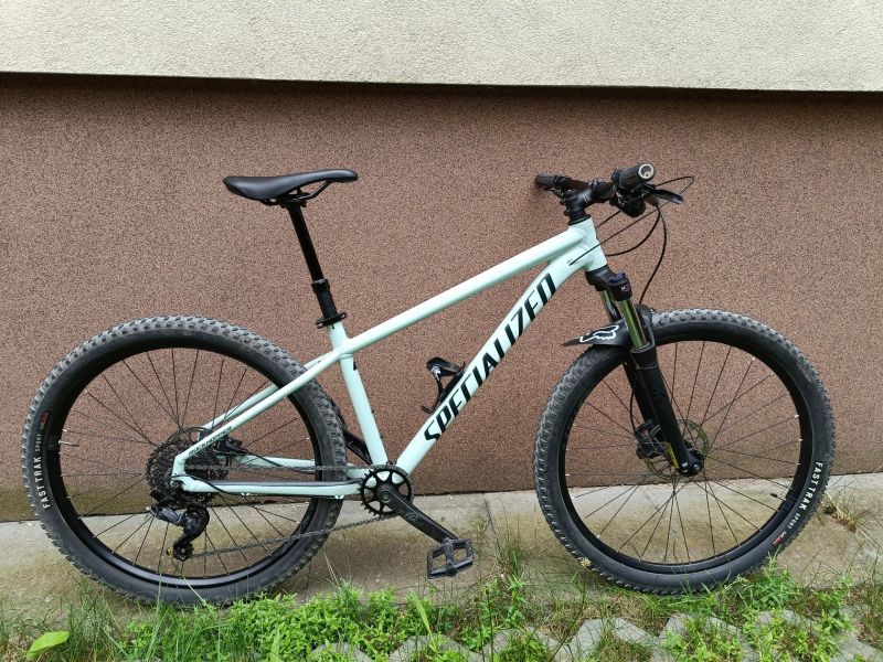 Specialized Rockhopper Comp 2022