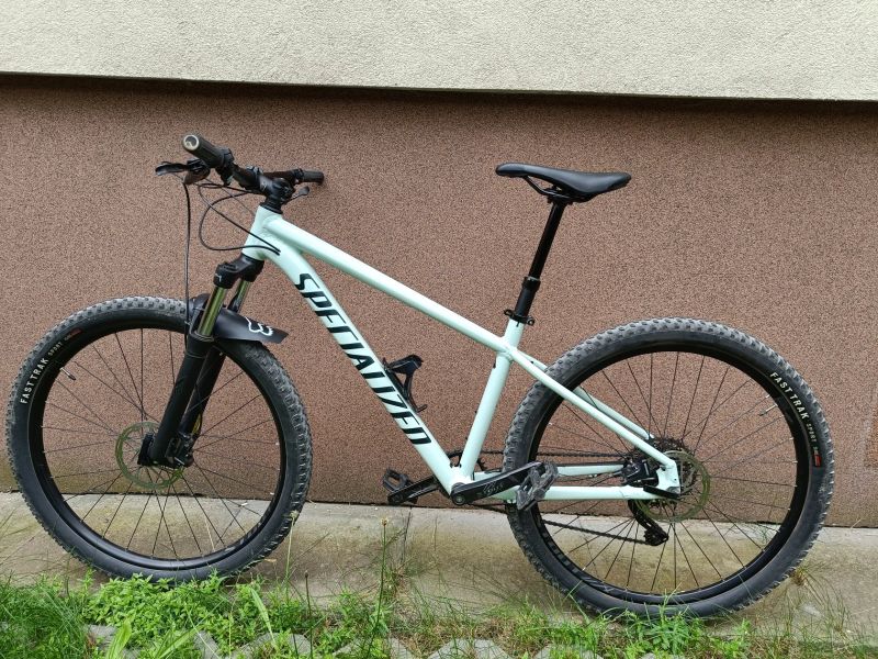 Specialized Rockhopper Comp 2022