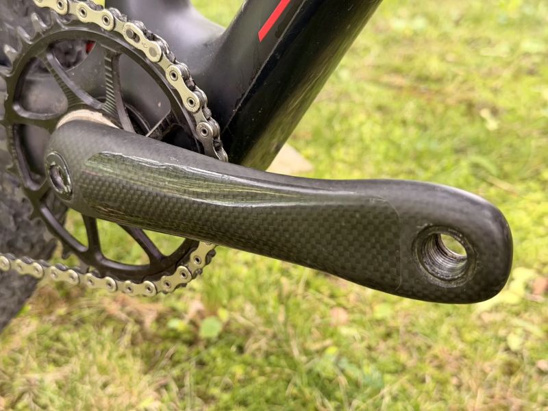 Specialized Epic HT 8,4 kg včetně pedálů. 