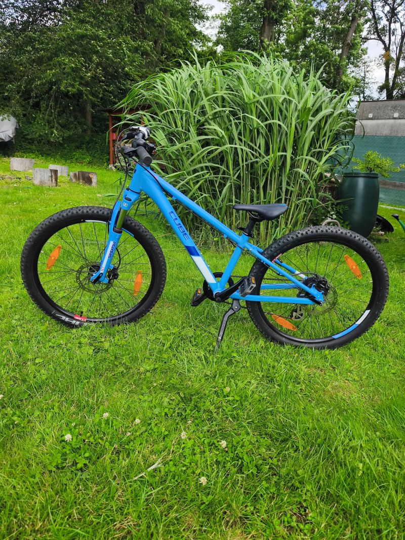 Cube Acid 240 Ice blue