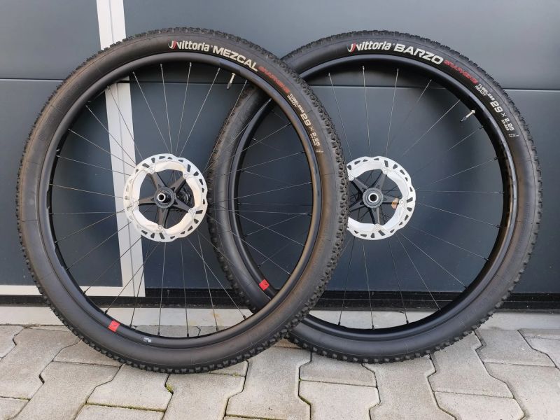 Zapletená kola FULCRUM Red Zone 3 29