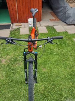 KTM Myroon Elite