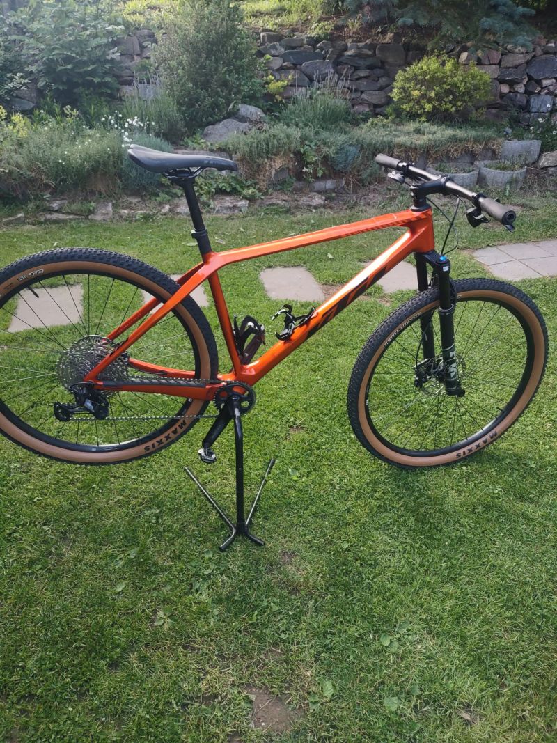 KTM Myroon Elite