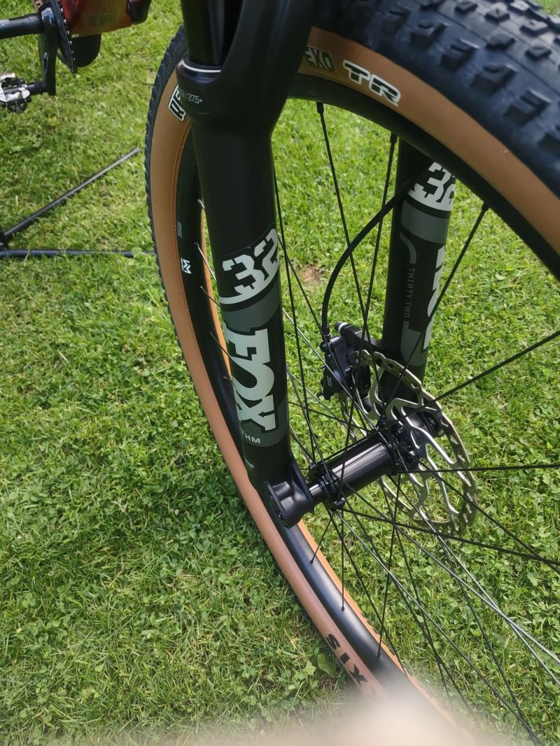 KTM Myroon Elite