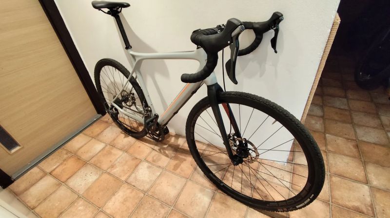 GT Grade Carbon 2017