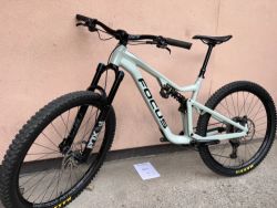 Zánovní enduro Focus Jam 6.9 Sky Grey 29"