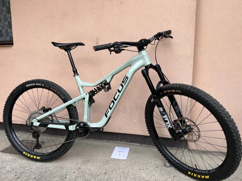 Zánovní enduro Focus Jam 6.9 Sky Grey 29"