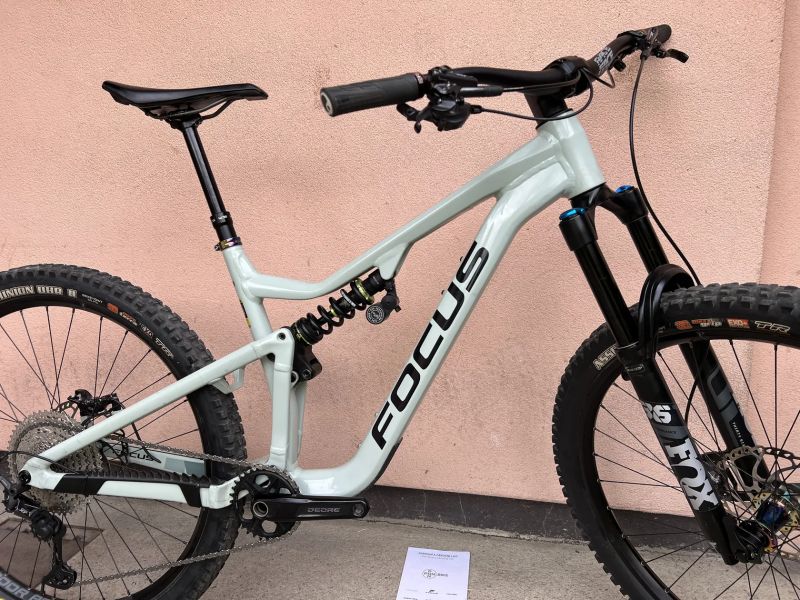 Zánovní enduro Focus Jam 6.9 Sky Grey 29"