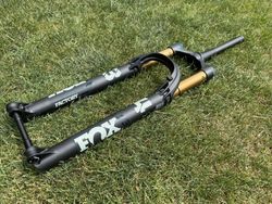 FOX 34 Factory Fit4 29" 130mm - Nova