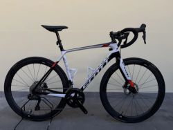 Scott Solace Carbon Disc | Shimano 105 Di2 12s | FFWD Tyro 45 Carbon