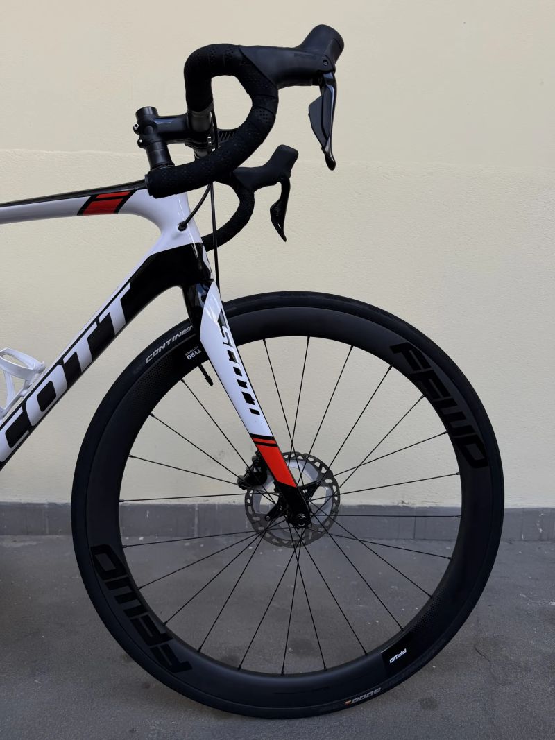 Scott Solace Carbon Disc | Shimano 105 Di2 12s | FFWD Tyro 45 Carbon