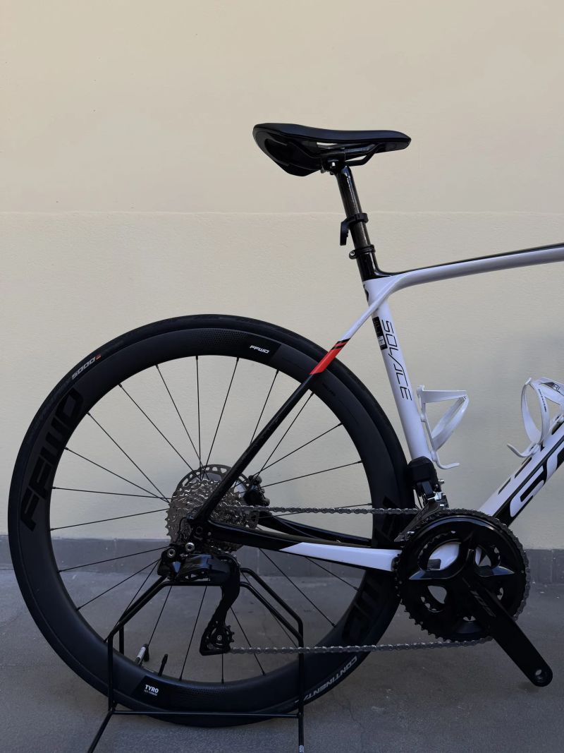 Scott Solace Carbon Disc | Shimano 105 Di2 12s | FFWD Tyro 45 Carbon