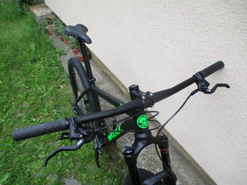 Rezervace 29" kolo RB CR 19", vidlice Rock Shox Recon Gold, Shimano Deore 1x12, BOOST pevné osy