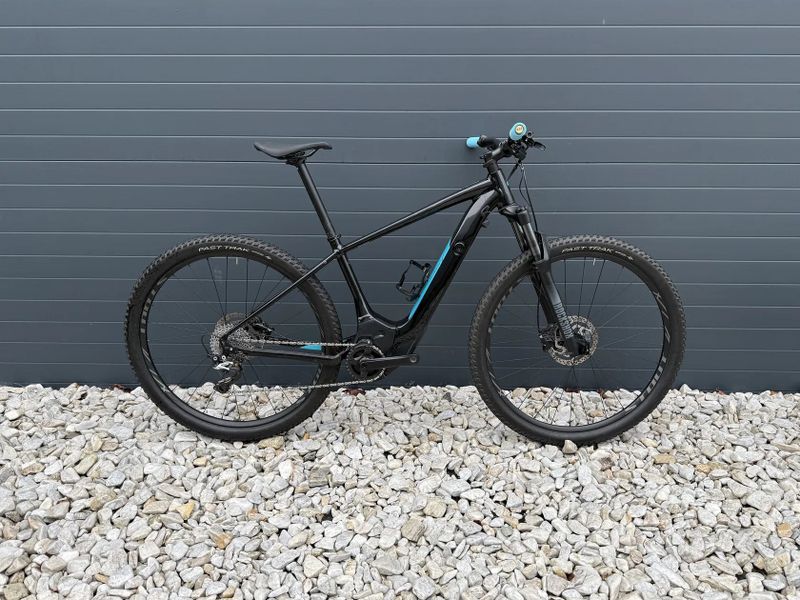 Specialized Levo HT Comp, vel M; 2 baterie