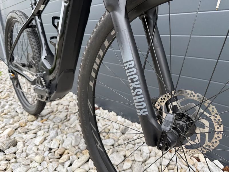 Specialized Levo HT Comp, vel M; 2 baterie