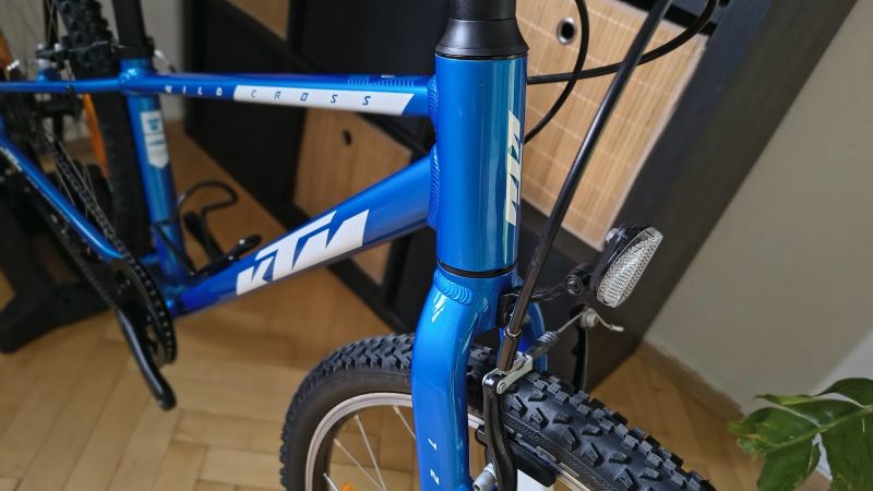 KTM Wild Cross 24 Blue / dětské kolo / zánovní stav