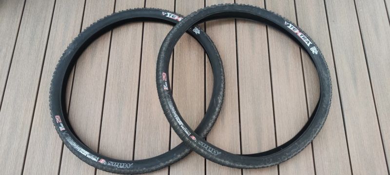 Bezdušové pláště Mitas / Rubena 57-622 ; 29 x 2.25