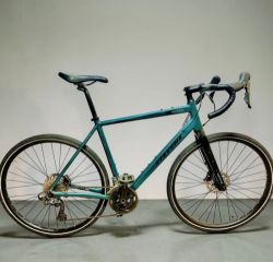 GRAVEL / Stevens SUPREME 2025 ( GRX 2x12) vel.L