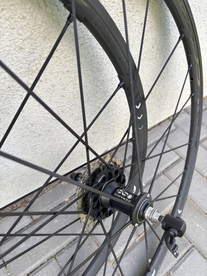 Fulcrum racing zero nite