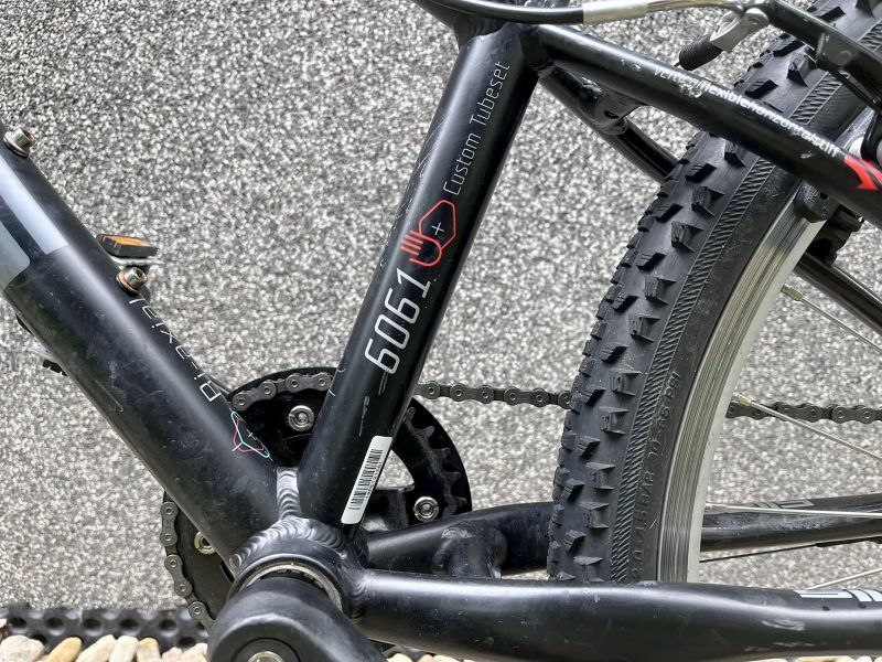 PELLS Razzer 24, 1×9, lehké dětské MTB 24", velmi pěkný stav