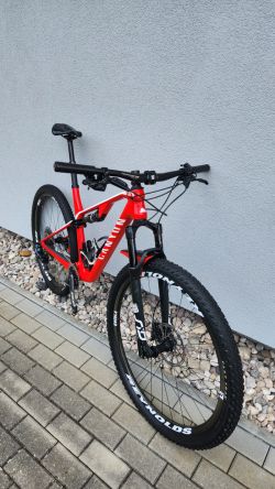 Canyon Lux CF SL8