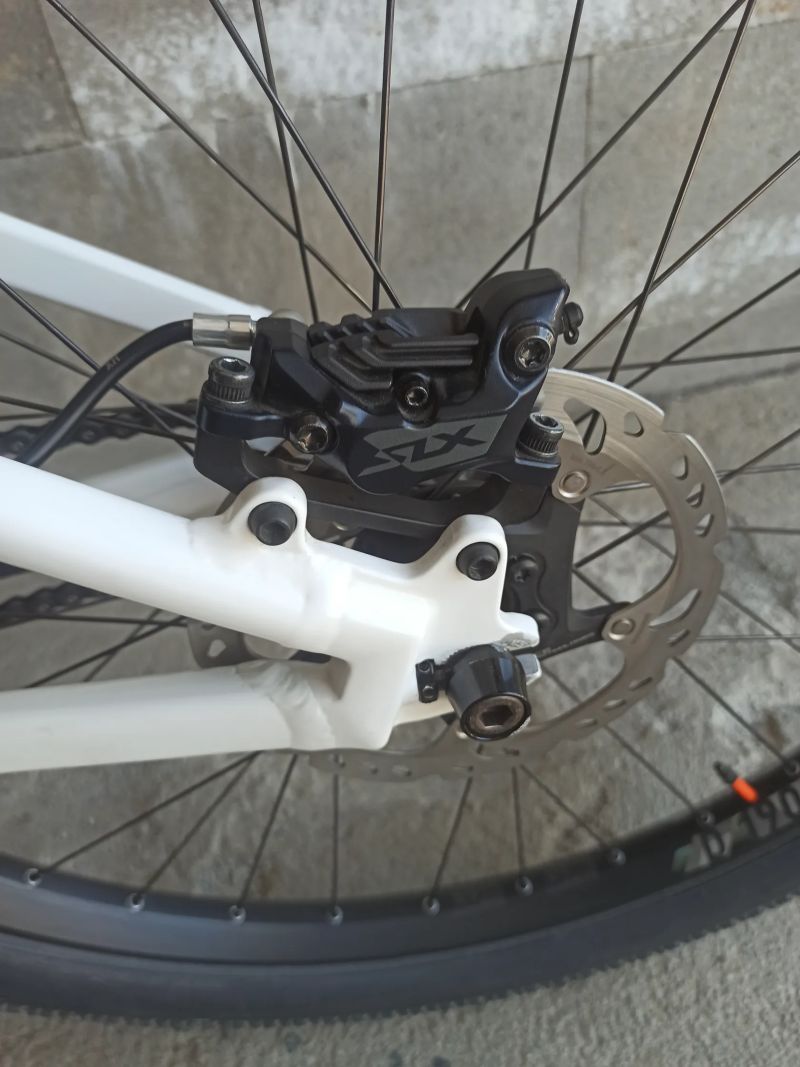 Commencal Absolut Pike 2025
