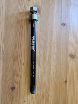 Pevná osa Thule M12 x 1.0mm 