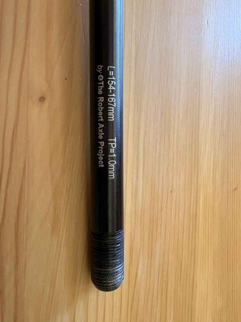 Pevná osa Thule M12 x 1.0mm 