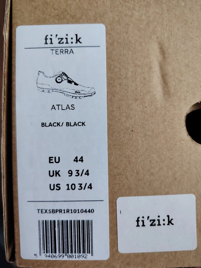 Cyklistické tretry FIZIK Terra Atlas Black – vel. 44 (Top stav)