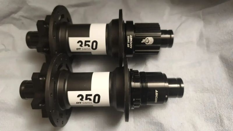 DT Swiss 350 148x12 boost 28 děr, 6 děr kotouč - XD, MicroSpline